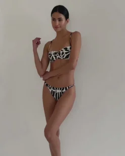 PatBO UNDERWIRE BIKINI TOP (FINAL SALE)- Bikinis